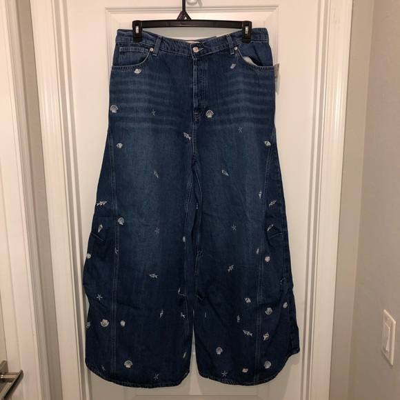 We The Free by Free People Westward Embroidered Barrel Under The Sea Jeans sz 33 - Picture 4 of 10